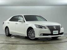 2015 Toyota Crown Majesta