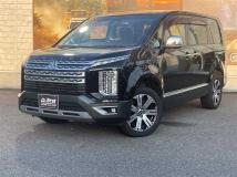 2019 Mitsubishi Delica D5