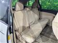 2013 Toyota Estima Hybrid