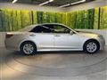2013 Toyota Crown Hybrid