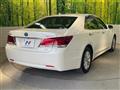 2013 Toyota Crown Hybrid