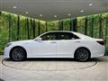 2013 Toyota Crown Hybrid