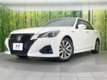 2018 Toyota Crown Hybrid