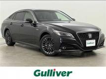 2020 Toyota Crown Hybrid