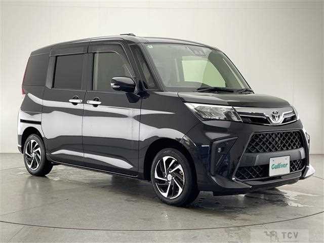 2022 Toyota Roomy