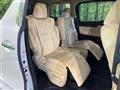 2017 Toyota Alphard Hybrid