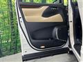 2017 Toyota Alphard Hybrid