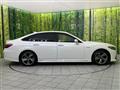 2018 Toyota Crown Hybrid