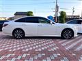 2018 Toyota Crown Hybrid