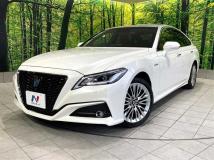 2019 Toyota Crown Hybrid