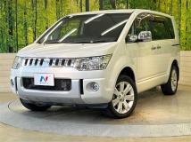 2013 Mitsubishi Delica D5