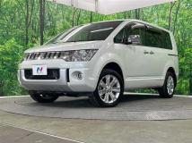 2017 Mitsubishi Delica D5