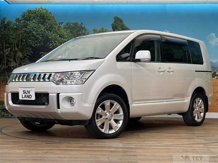 2017 Mitsubishi Delica D5