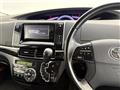 2016 Toyota Estima