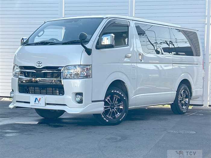 2022 Toyota Hiace Van