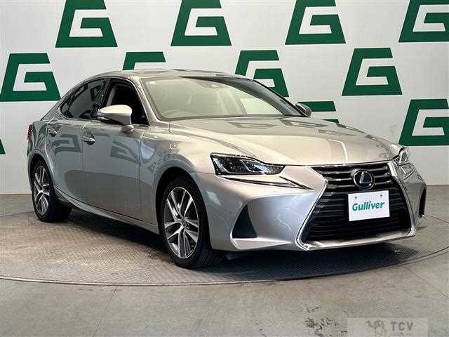 2019 Lexus IS