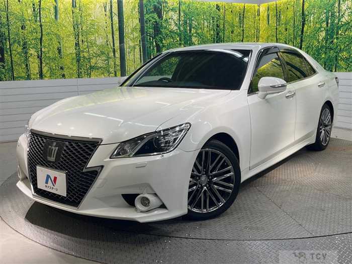 2015 Toyota Crown