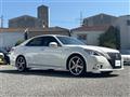 2013 Toyota Crown Hybrid