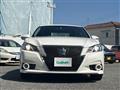 2013 Toyota Crown Hybrid