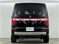 2021 Mitsubishi Delica D5
