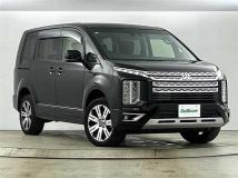 2021 Mitsubishi Delica D5