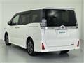 2021 Toyota Voxy