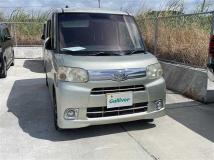 2012 Daihatsu Tanto