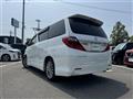 2013 Toyota Alphard
