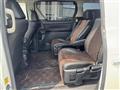 2013 Toyota Alphard