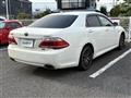 2010 Toyota Crown Hybrid
