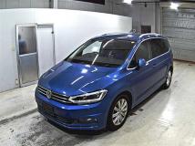 2018 Volkswagen Golf Touran