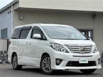 2013 Toyota Alphard