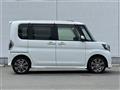 2017 Daihatsu Tanto