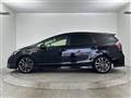 2016 Toyota PRIUS α