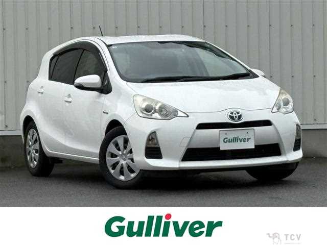 2013 Toyota AQUA