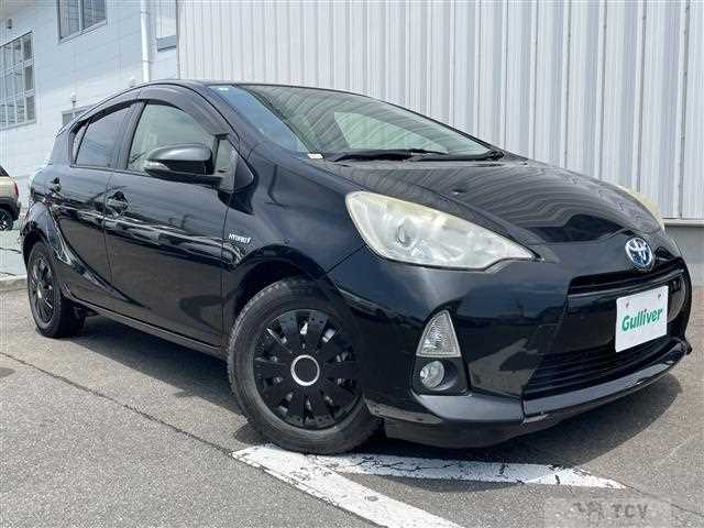 2013 Toyota AQUA