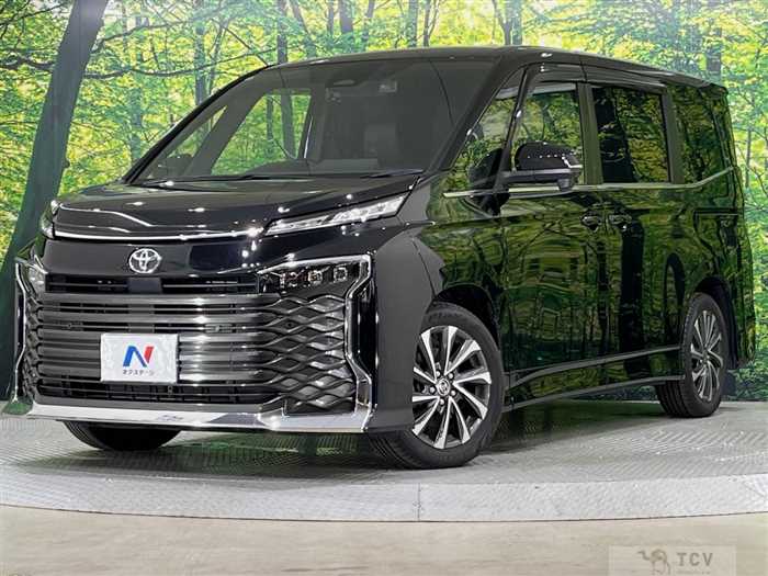 2022 Toyota Voxy