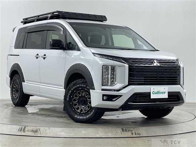 2022 Mitsubishi Delica D5