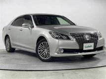 2015 Toyota Crown Majesta