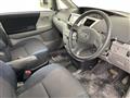 2005 Toyota Noah