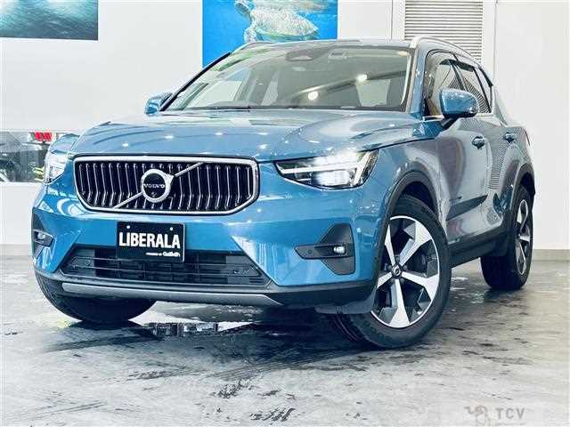 2022 Volvo XC40
