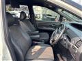 2016 Toyota Estima