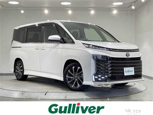 2022 Toyota Voxy