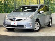 2012 Toyota PRIUS α