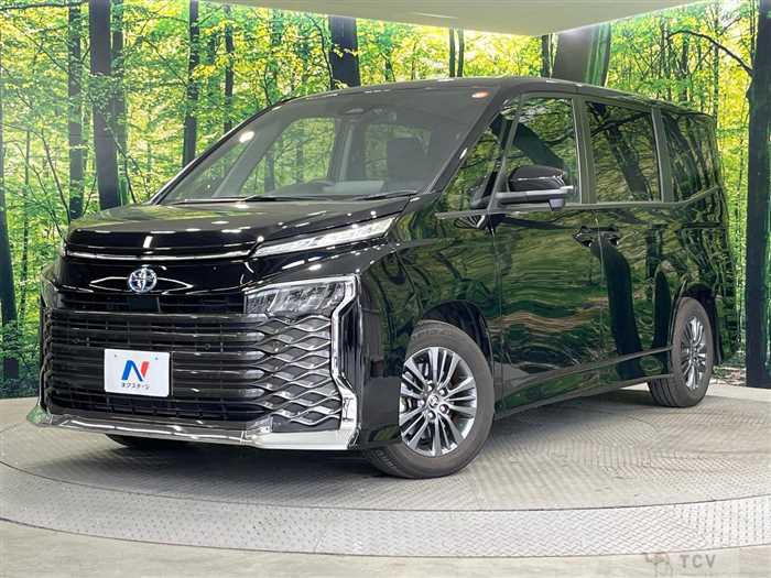 2023 Toyota Voxy