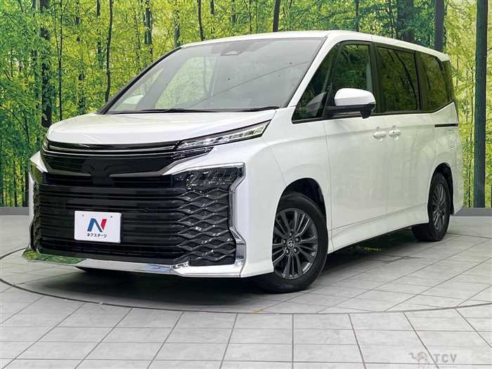2024 Toyota Voxy