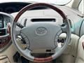 2005 Toyota Estima T