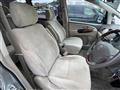 2005 Toyota Estima T