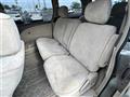 2005 Toyota Estima T