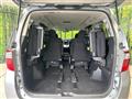 2013 Toyota Alphard